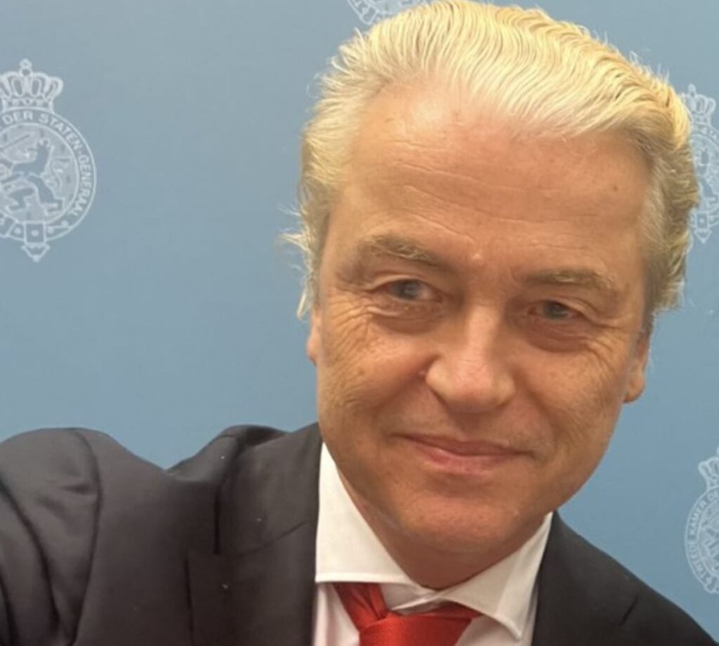 WhatsApp Image 2025 11 03 at 100115